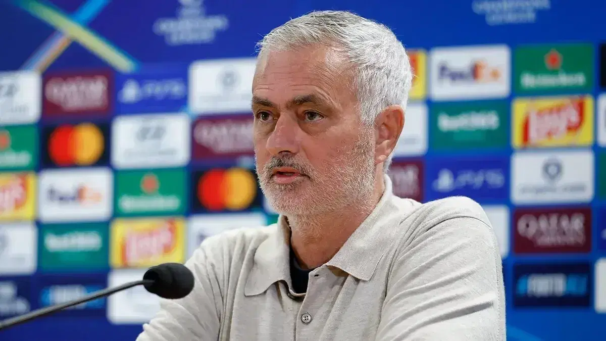 Mourinho: "Confio em todos os árbitros"