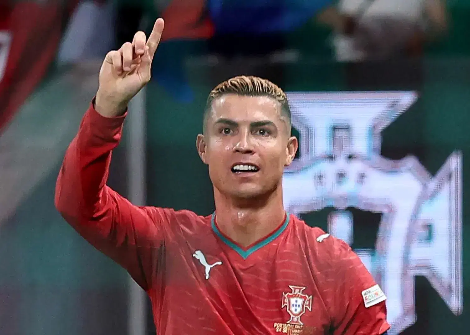 Entrevista de Ronaldo à CNN Portugal gera polêmica após