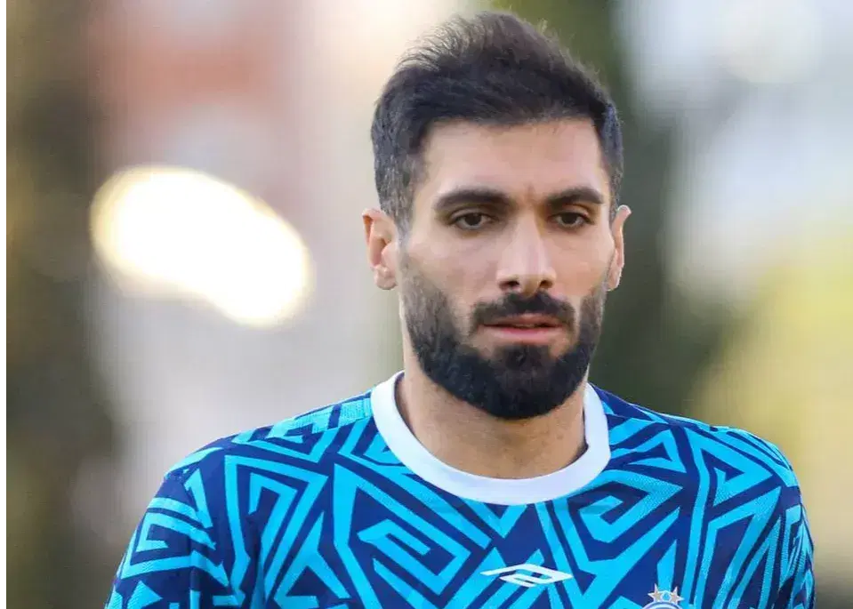 Aref Aghasi e o desarme dos três pontos