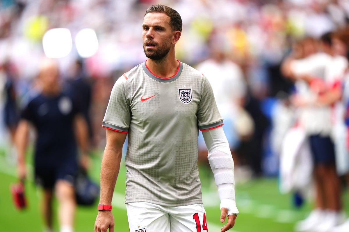 Jordan Henderson abre a porta a um regresso surpreendente às
