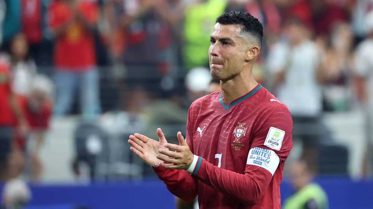 Lágrimas de Cristiano Ronaldo na despedida do palco do Mundial —