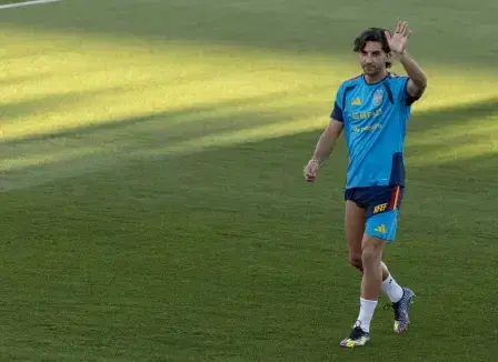 Alívio no PSG: Ferran Torres abandona a seleção por queixas