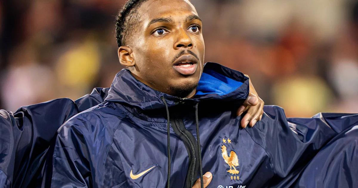 Scouting do jovem talento do Manchester United leva