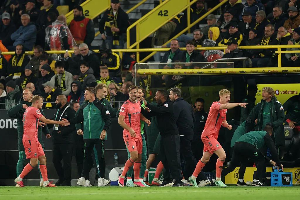 Empate dramático na Bundesliga com quatro golos em 12